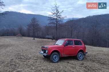 Позашляховик / Кросовер ВАЗ / Lada 2121 Нива 1992 в Сваляві