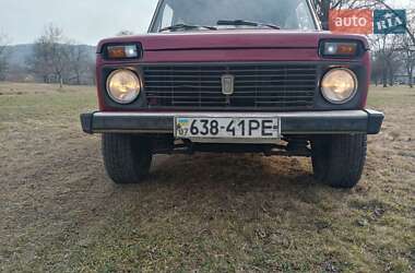 Позашляховик / Кросовер ВАЗ / Lada 2121 Нива 1994 в Тячеві