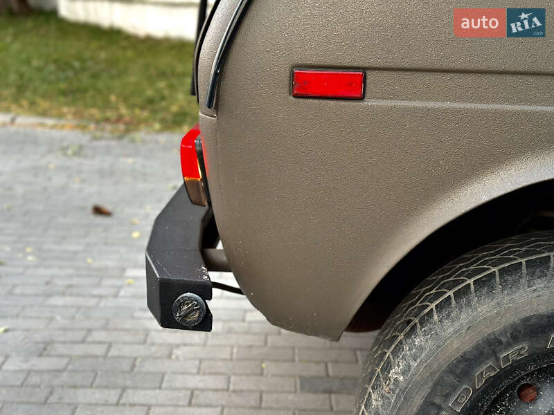 Позашляховик / Кросовер ВАЗ / Lada 2121 Нива 1986 в Тернополі