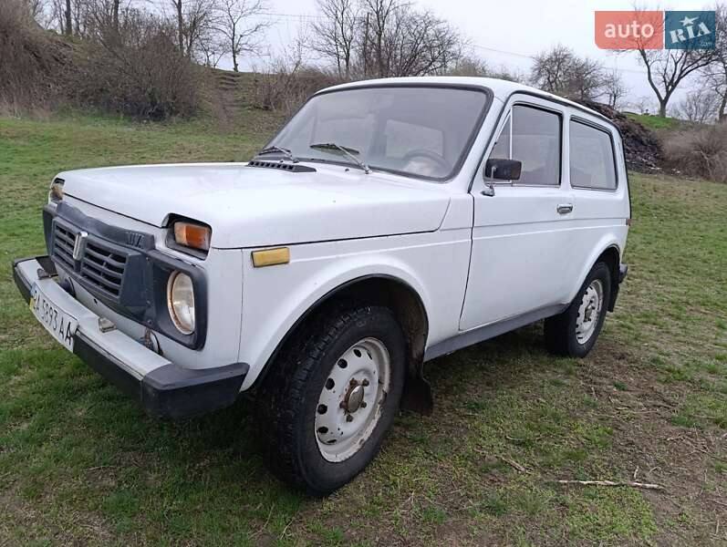 Позашляховик / Кросовер ВАЗ / Lada 2121 Нива 1981 в Смілі