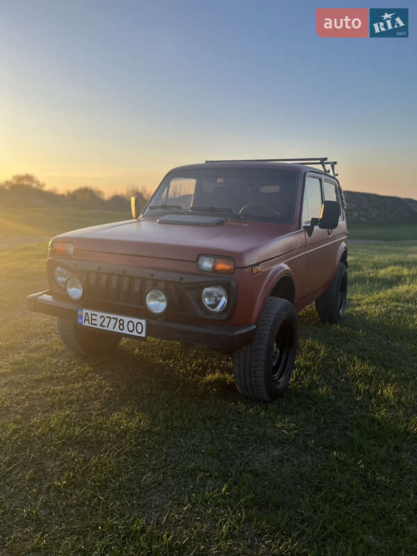 Внедорожник / Кроссовер ВАЗ / Lada 2121 Нива 1982 в Днепре фото 3 Внедорожник / Кроссовер ВАЗ / Lada 2121 Нива 1982 в Днепре