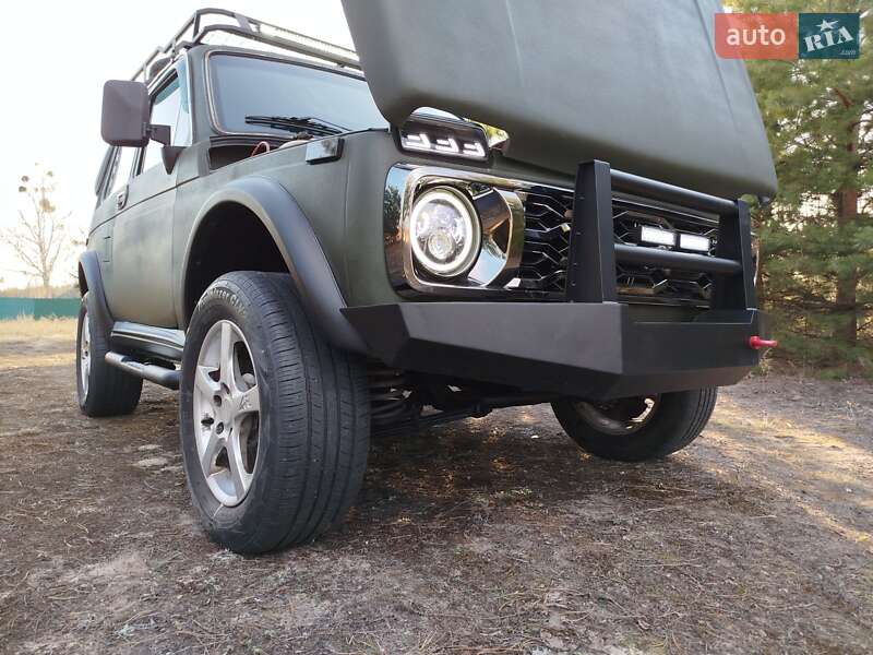 Внедорожник / Кроссовер ВАЗ / Lada 2121 Нива 1982 в Житомире