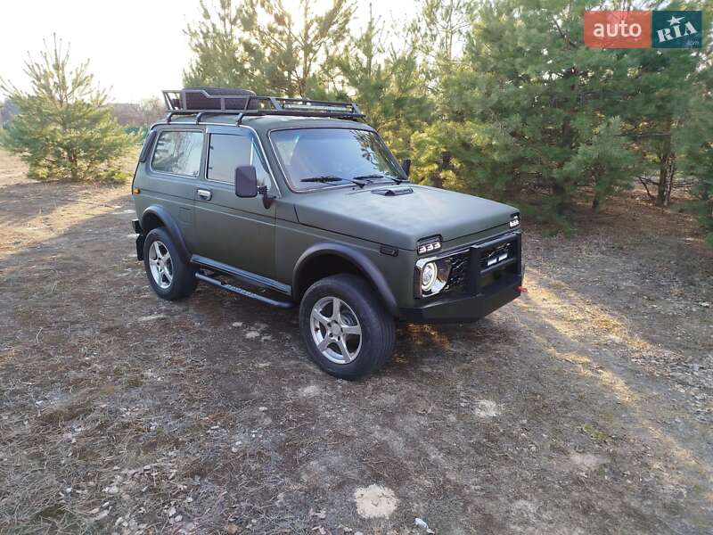 Внедорожник / Кроссовер ВАЗ / Lada 2121 Нива 1982 в Житомире