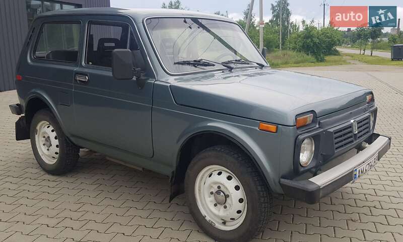 Позашляховик / Кросовер ВАЗ 2121 Нива 1990 в 