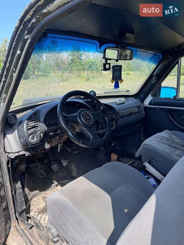 Внедорожник / Кроссовер ВАЗ / Lada 2121 Нива 1988 в Царичанке