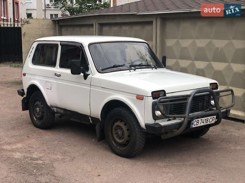 Позашляховик / Кросовер ВАЗ / Lada 2121 Нива 1992 в Чернігові