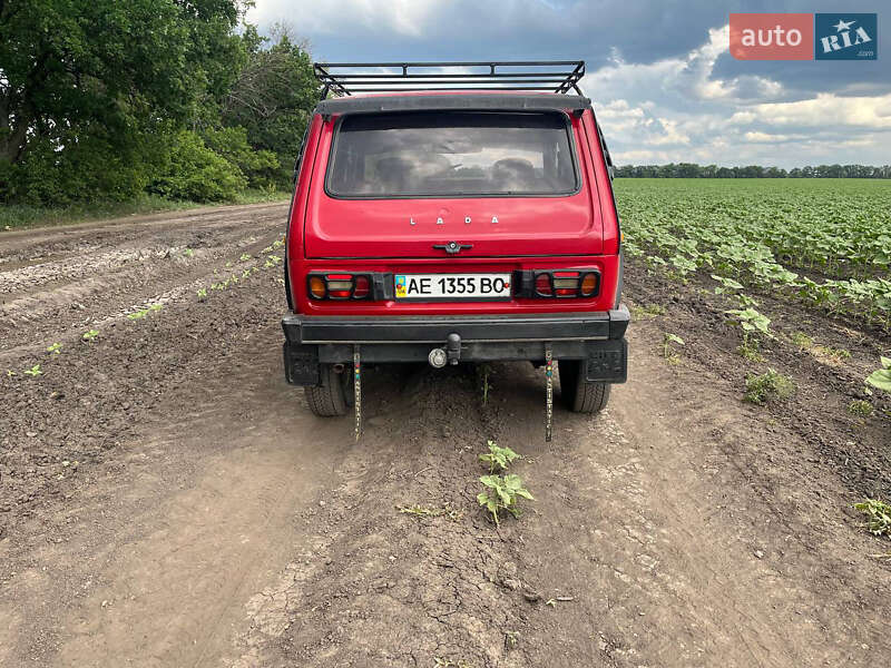 Позашляховик / Кросовер ВАЗ / Lada 2121 Нива 1988 в Дмитрівці