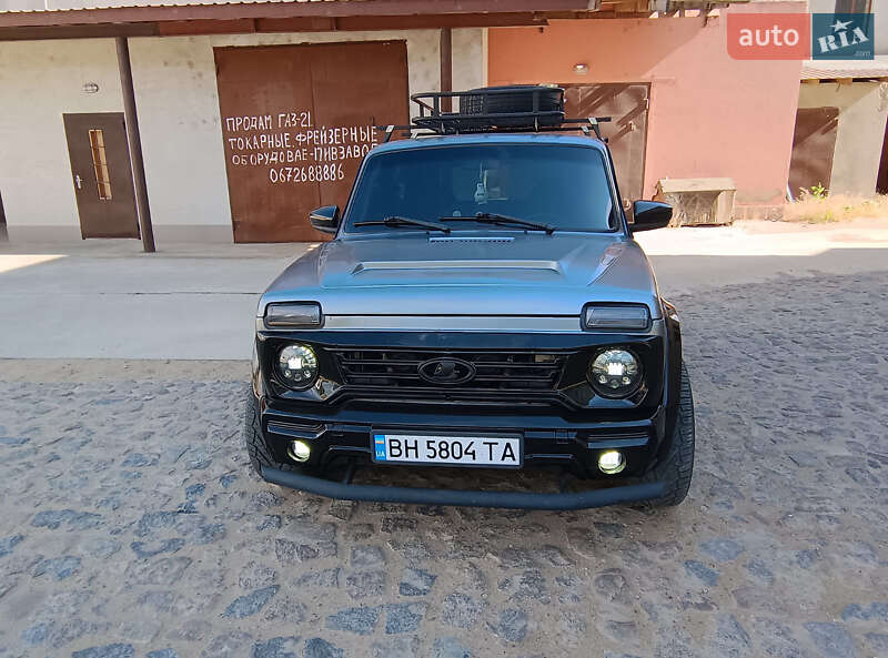 Позашляховик / Кросовер ВАЗ / Lada 2121 Нива 1985 в Білгороді-Дністровському