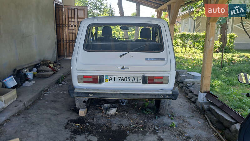 Позашляховик / Кросовер ВАЗ / Lada 2121 Нива 1991 в Коломиї