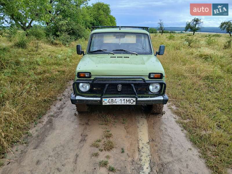Внедорожник / Кроссовер ВАЗ / Lada 2121 Нива 1991 в Хотине