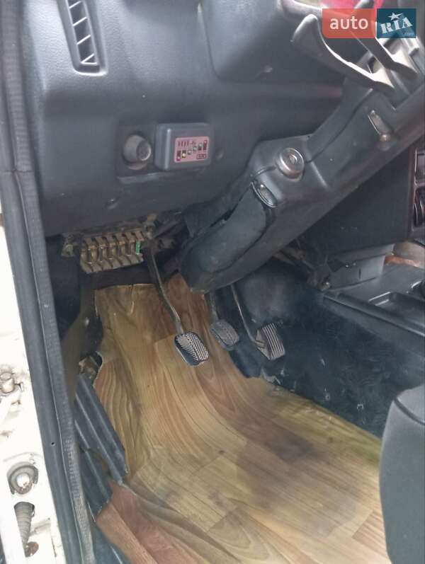 Внедорожник / Кроссовер ВАЗ / Lada 2121 Нива 1982 в Килии фото 6 Внедорожник / Кроссовер ВАЗ / Lada 2121 Нива 1982 в Килии