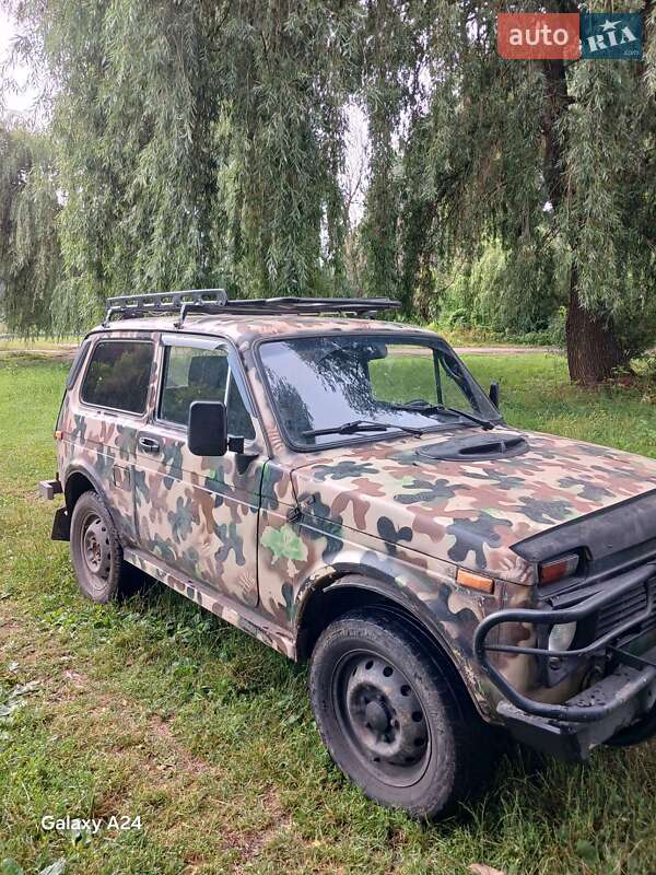 Внедорожник / Кроссовер ВАЗ / Lada 2121 Нива 1988 в Нежине