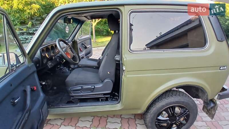 Внедорожник / Кроссовер ВАЗ / Lada 2121 Нива 1989 в Черкассах фото 16 Внедорожник / Кроссовер ВАЗ / Lada 2121 Нива 1989 в Черкассах
