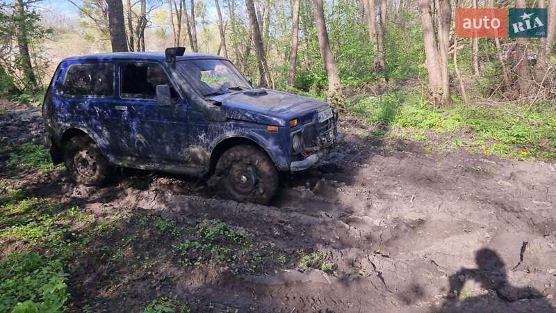 Внедорожник / Кроссовер ВАЗ / Lada 2121 Нива 1988 в Киеве
