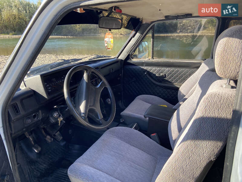 Позашляховик / Кросовер ВАЗ / Lada 2121 Нива 1980 в Вижниці