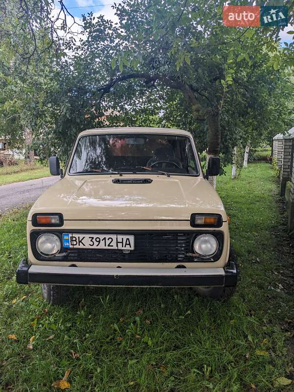ВАЗ / Lada 2121 Нива 1985 ВАЗ / Lada 2121 Нива 1985