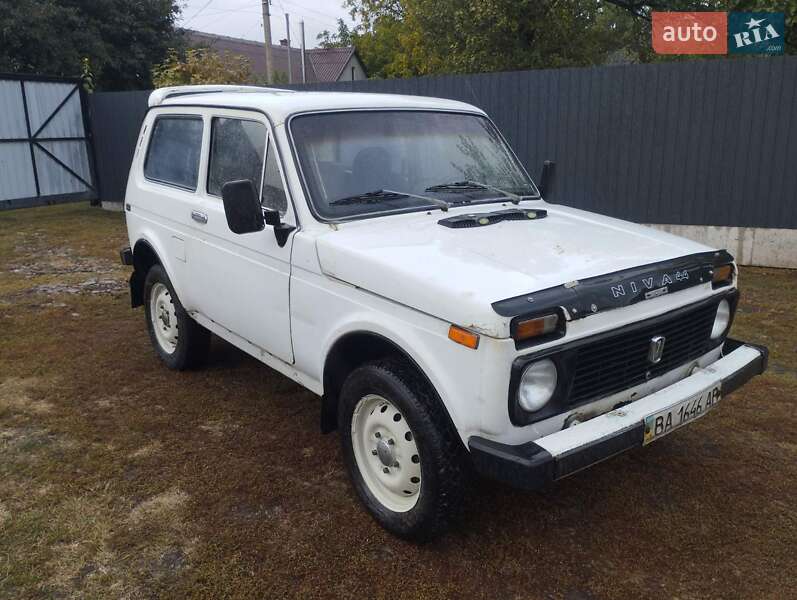 Внедорожник / Кроссовер ВАЗ / Lada 2121 Нива 1986 в Хороле