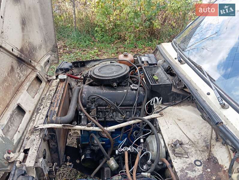 Внедорожник / Кроссовер ВАЗ / Lada 2121 Нива 1988 в Горохове фото 13 Внедорожник / Кроссовер ВАЗ / Lada 2121 Нива 1988 в Горохове