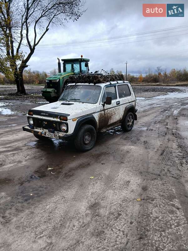 Позашляховик / Кросовер ВАЗ / Lada 2121 Нива 1985 в Броварах