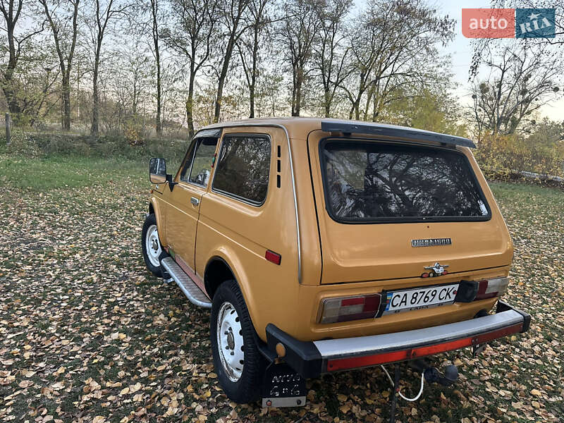 Внедорожник / Кроссовер ВАЗ / Lada 2121 Нива 1982 в Звенигородке