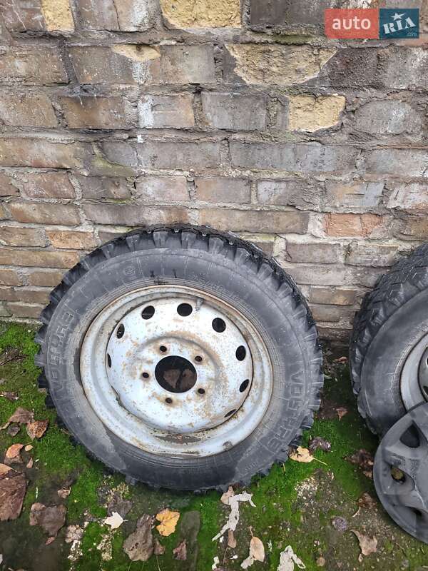 Позашляховик / Кросовер ВАЗ / Lada 2121 Нива 1985 в Києві
