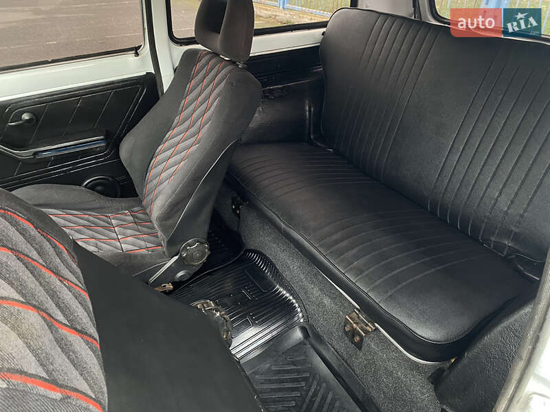 Внедорожник / Кроссовер ВАЗ / Lada 2121 Нива 1992 в Новомосковске фото 10 Внедорожник / Кроссовер ВАЗ / Lada 2121 Нива 1992 в Новомосковске
