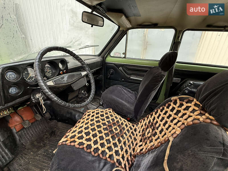 Позашляховик / Кросовер ВАЗ / Lada 2121 Нива 1981 в Чернівцях