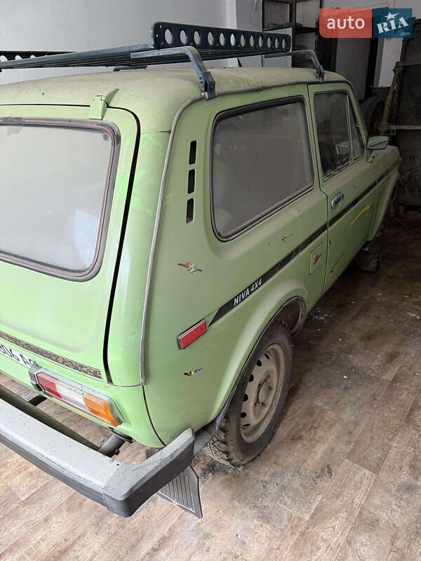 Позашляховик / Кросовер ВАЗ / Lada 2121 Нива 1981 в Чернівцях