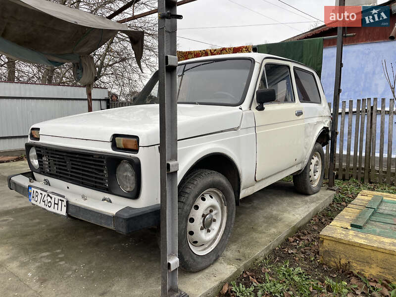 Внедорожник / Кроссовер ВАЗ / Lada 2121 Нива 1980 в Тульчине фото 3 Внедорожник / Кроссовер ВАЗ / Lada 2121 Нива 1980 в Тульчине