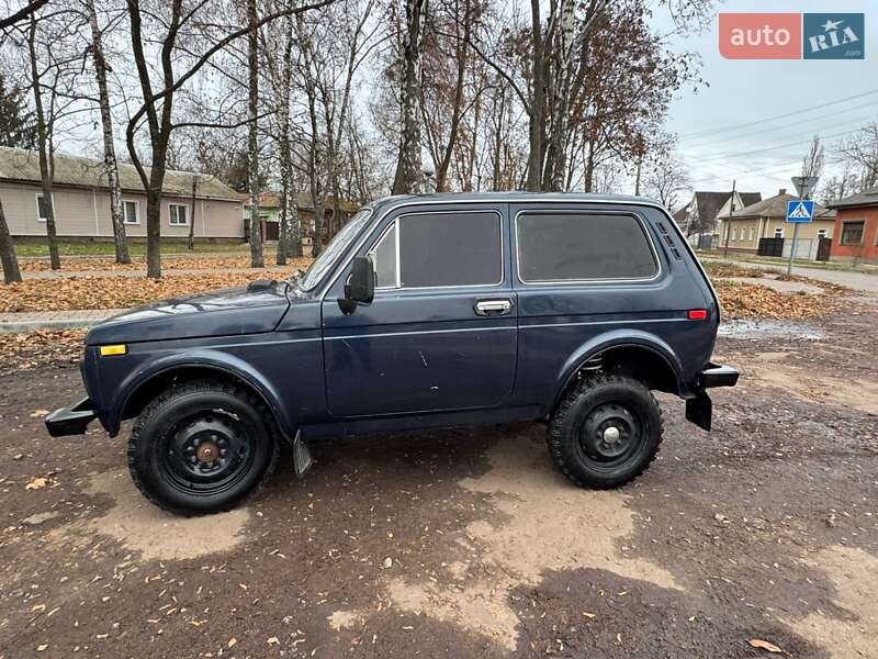 Позашляховик / Кросовер ВАЗ / Lada 2121 Нива 1990 в Прилуках