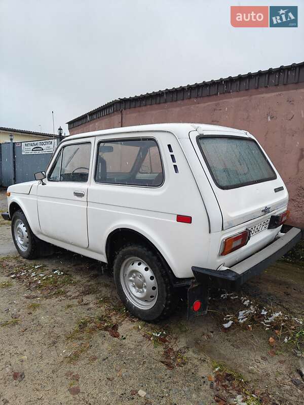 Внедорожник / Кроссовер ВАЗ / Lada 2121 Нива 1988 в Вараше