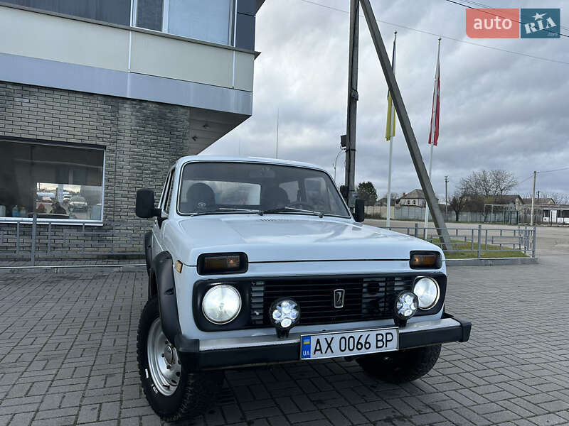 Внедорожник / Кроссовер ВАЗ / Lada 2121 Нива 1988 в Харькове