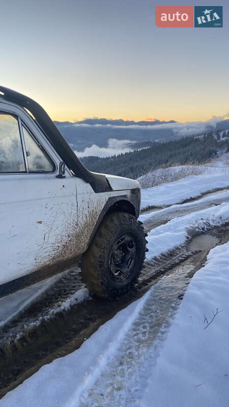 Позашляховик / Кросовер ВАЗ / Lada 2121 Нива 1986 в Яремчі