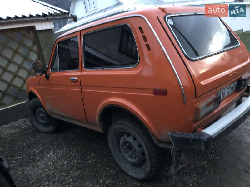 Позашляховик / Кросовер ВАЗ / Lada 2121 Нива 1982 в Косові
