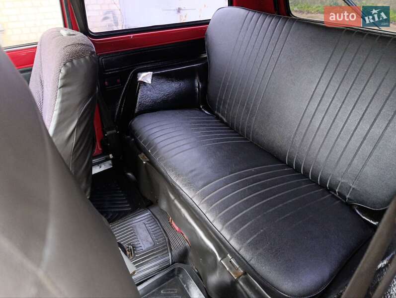 Внедорожник / Кроссовер ВАЗ / Lada 2121 Нива 1992 в Черкассах фото 17 Внедорожник / Кроссовер ВАЗ / Lada 2121 Нива 1992 в Черкассах