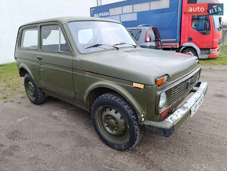 Внедорожник / Кроссовер ВАЗ / Lada 2121 Нива 1980 в Луцке фото 3 Внедорожник / Кроссовер ВАЗ / Lada 2121 Нива 1980 в Луцке