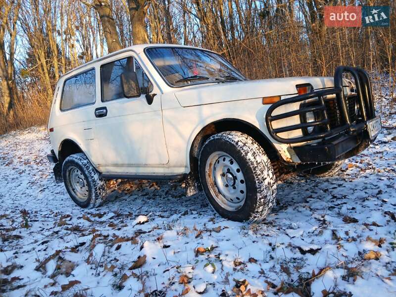 Внедорожник / Кроссовер ВАЗ / Lada 2121 Нива 1989 в Чуднове
