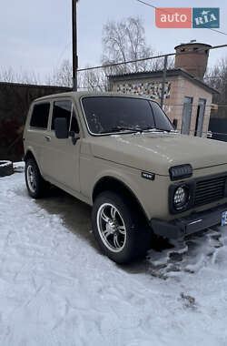 Внедорожник / Кроссовер ВАЗ / Lada 2121 Нива 1985 в Новоархангельске
