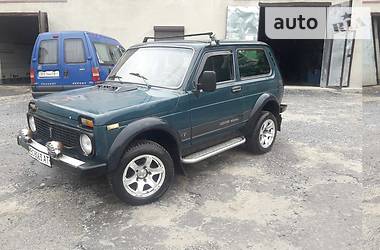 Внедорожник / Кроссовер ВАЗ / Lada 21213 Niva 2003 в Городке