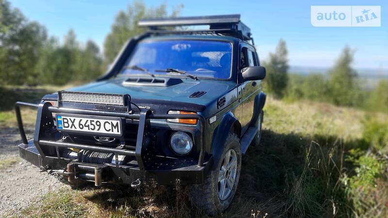 Внедорожник / Кроссовер ВАЗ / Lada 21213 Niva 2004 в Богородчанах