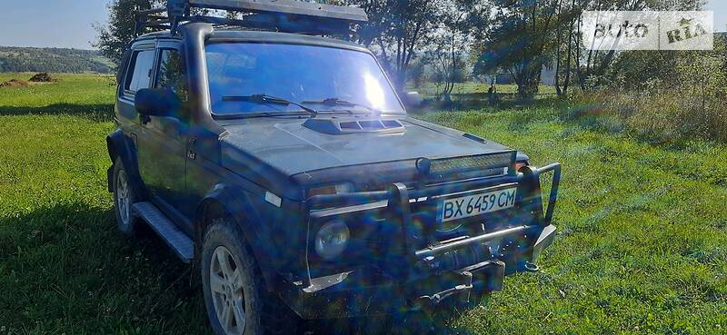 Внедорожник / Кроссовер ВАЗ / Lada 21213 Niva 2004 в Богородчанах
