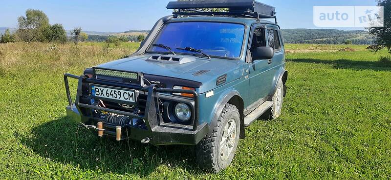 Внедорожник / Кроссовер ВАЗ / Lada 21213 Niva 2004 в Богородчанах