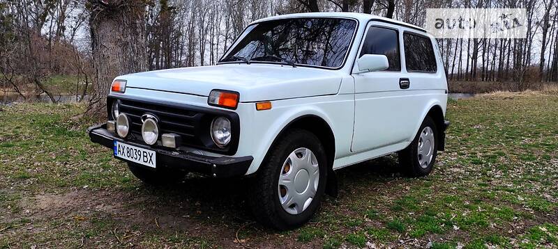 Внедорожник / Кроссовер ВАЗ / Lada 21213 Niva 2002 в Гадяче