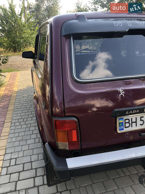 Внедорожник / Кроссовер ВАЗ / Lada 21213 Niva 2001 в Белгороде-Днестровском