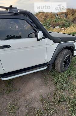 Внедорожник / Кроссовер ВАЗ / Lada 21213 Niva 1995 в Козельщине