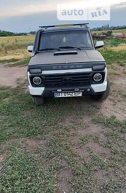 Внедорожник / Кроссовер ВАЗ / Lada 21213 Niva 1995 в Козельщине