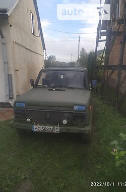 Внедорожник / Кроссовер ВАЗ 21213 Niva 2005 в 