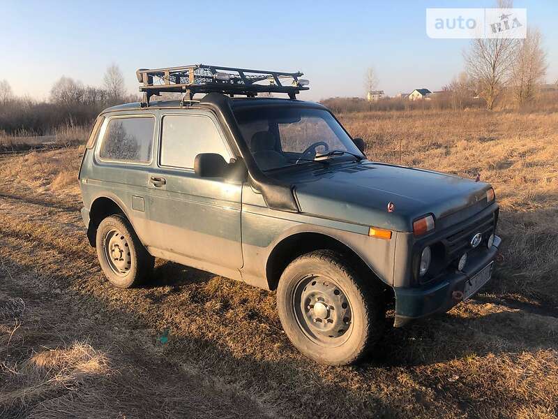 Внедорожник / Кроссовер ВАЗ / Lada 21213 Niva 1995 в Переяславе