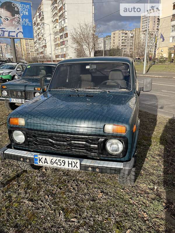 Позашляховик / Кросовер ВАЗ / Lada 21213 Niva 2005 в Києві