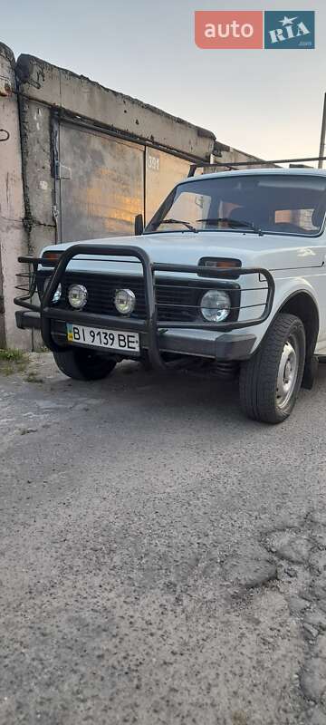 Внедорожник / Кроссовер ВАЗ / Lada 21213 Niva 2003 в Кременчуге